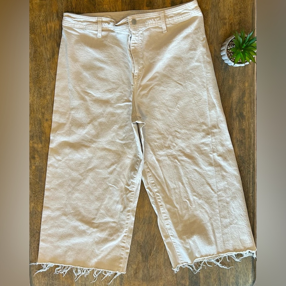 Wide Leg Cropped Jeans Women’s Size 16 white Raw Hem Denim Pants Y2K Minimalist - Picture 3 of 6